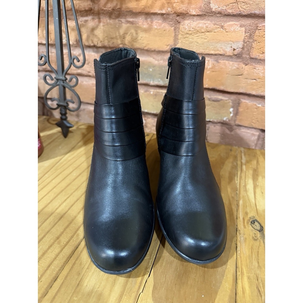 Clarks Bendables Women's 8 Ingalls Pecos Black Leather‎ Ankle Bootie Side Zipper